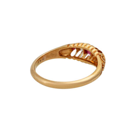 Ring mit 3 Rubinen und 2 Altschliffdiamanten - фото 3