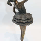 "JUNGE BALLERINA", Bronze ziseliert, 20. Jahrhundert - Foto 3