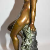 "WEIBLICHER AKT", Bronze ziseliert und patiniert, 20. Jahrhundert - Foto 8