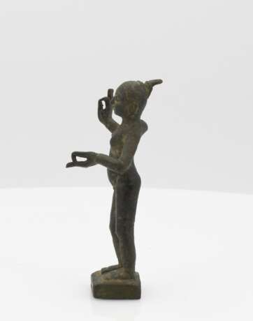 Sehr seltene und bedeutende kleine Figur eines himmlischen Tänzers - Foto 3
