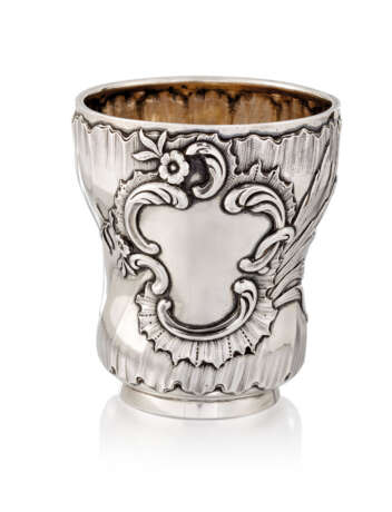 A PARCEL-GILT SILVER TUMBLER CUP - photo 1