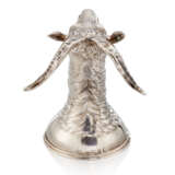 A PARCEL-GILT SILVER STIRRUP CUP - photo 3