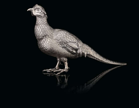 A LARGE AND RARE SILVER WINE EWER IN THE FORM OF A PHEASANT ... - photo 1