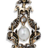 A DIAMOND AND PEARL GOLD PENDANT - фото 2
