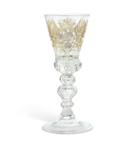 A GLASS GOBLET - фото 2