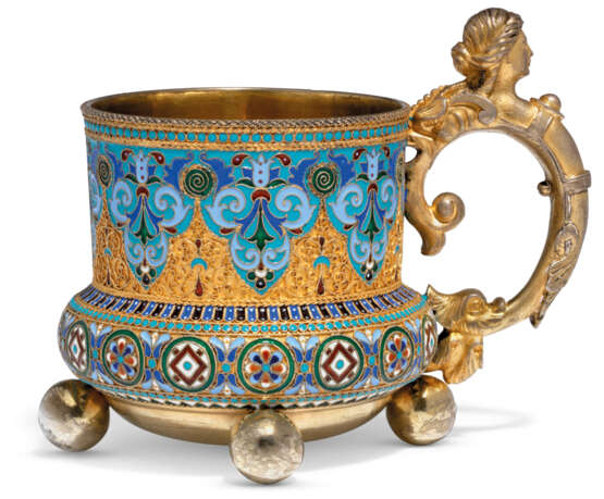 A SILVER-GILT AND CLOISONNÉ ENAMEL TEA-GLASS HOLDER - фото 1