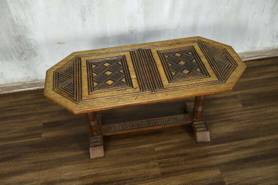 Table “Antique carved side table”, Porcelain, See description, 1920 - photo 7