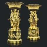 A PAIR OF LARGE FRENCH ORMOLU CENTREPIECES - фото 1