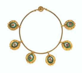  AN ITALIAN GOLD-MOUNTED NECKLACE SET WITH MICROMOSAIC PLAQUES