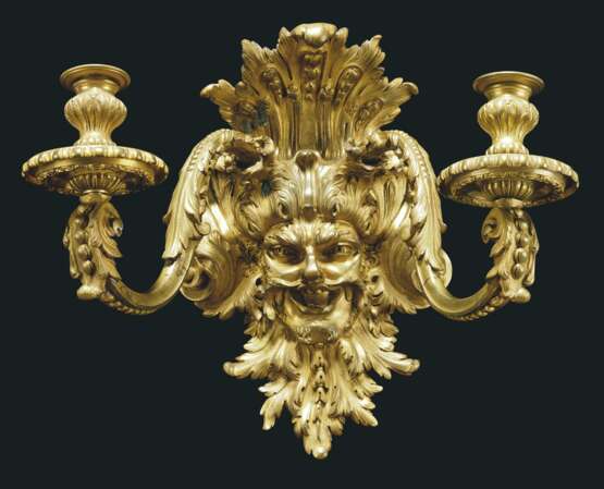 A SET OF FOUR FRENCH ORMOLU TWIN-LIGHT WALL-APPLIQUES - photo 5