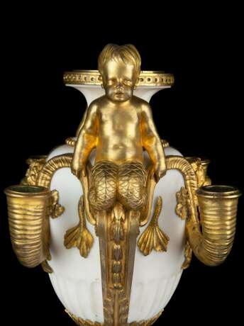 Beurdeley, Alfred. A PAIR FRENCH ORMOLU AND WHITE MARBLE FOUR-LIGHT CANDELABRA - фото 2