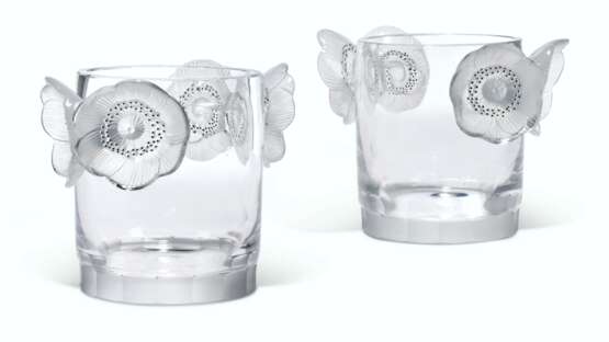 Lalique. A FRENCH GLASS 'CONSTANCE' PATTERN CHAMPAGNE-COOLER - photo 2