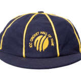 ICC CRICKET HALL OF FAME HAT, TROPHY AND FRAME - photo 2