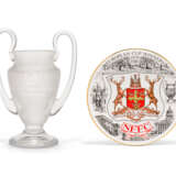 A FROSTED GLASS TWO-HANDLED TROPHY REPLICA OF THE EUROPEAN CUP - фото 1