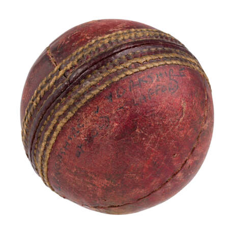 A MOUNTED CRICKET BALL - photo 3