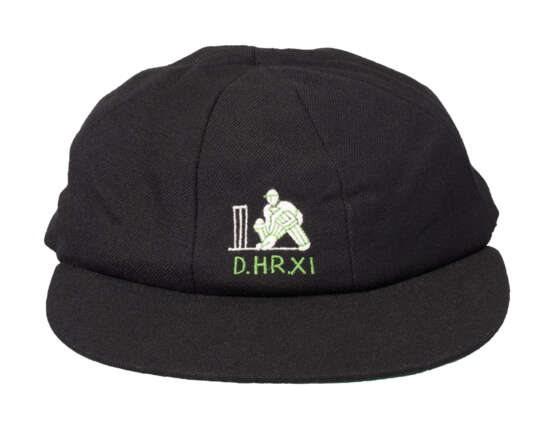 GEOFFREY BOYCOTT'S DEREK ROBINS XI CAP - photo 1