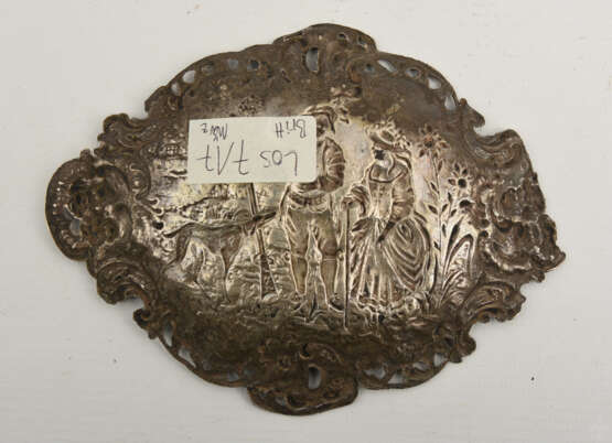 ZINN-SCHÄLCHEN ROKOKO, ziseliertes Zinn gepunzt, 18. Jahrhundert - photo 2