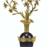 A PAIR OF RESTAURATION ORMOLU AND PATINATED-BRONZE FIVE-LIGH... - фото 5