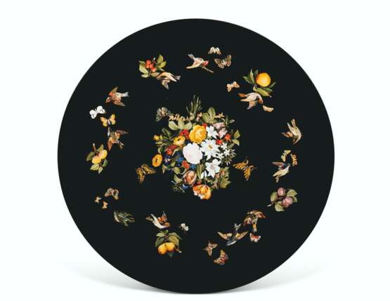 AN ITALIAN PIETRE DURE AND STAINED PINE CENTRE TABLE - photo 2