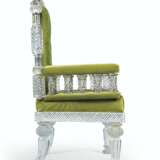 A THREE-PIECE CUT AND MOLDED-GLASS SALON SUITE - фото 2