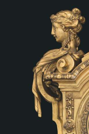 A LARGE FRENCH ORMOLU BRACKET CLOCK - фото 3