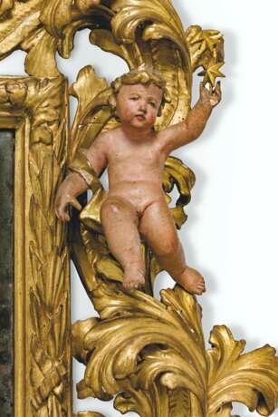 A NORTH ITALIAN PARCEL-GILT AND POLYCHROME-PAINTED MIRROR - фото 3