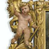 A NORTH ITALIAN PARCEL-GILT AND POLYCHROME-PAINTED MIRROR - фото 5