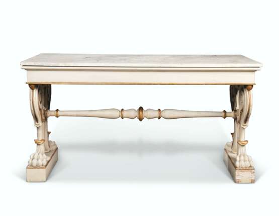 A NORTH ITALIAN PARCEL-GILT AND WHITE-PAINTED CENTRE TABLE - фото 2