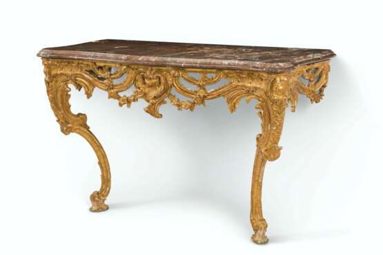 A GILTWOOD SERPENTINE CONSOLE TABLE - Foto 2