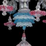 AN ITALIAN COLOURED GLASS TWELVE-LIGHT CHANDELIER - фото 4