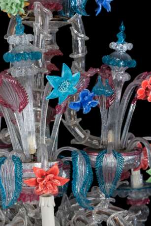 AN ITALIAN COLOURED GLASS TWELVE-LIGHT CHANDELIER - photo 7