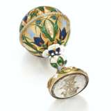 A VICTORIAN GOLD AND ENAMEL DESK SEAL - photo 4