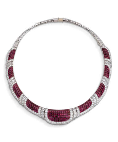 Van Cleef & Arpels. RARE RUBY AND DIAMOND ‘MYSTERY-SET’ NECKLACE, VAN CLEEF & AR... - фото 1