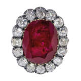 RUBY AND DIAMOND CHOKER, BROOCH, EARRING AND RING SUITE - Foto 2