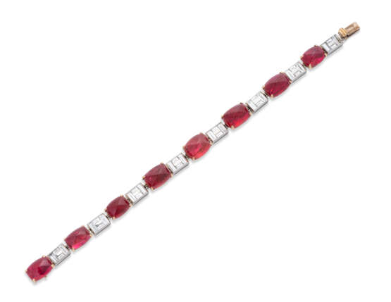 Bulgari. SPINEL AND DIAMOND BRACELET, BULGARI - фото 1