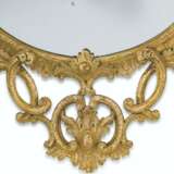 A GEORGE III CARVED GILTWOOD MIRROR - photo 3