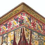 AN EARLY VICTORIAN MAHOGANY AND POLYCHROME-PAINTED FOUR-POST... - Foto 3