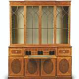 A GEORGE III SATINWOOD, BURR-YEW, INDIAN ROSEWOOD-BANDED, MA... - фото 2