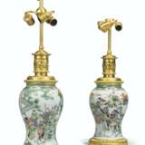 Caldwell, Edward F.. A PAIR OF ORMOLU-MOUNTED PORCELAIN LAMPS - фото 1