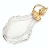 A LOUIS XV GOLD-MOUNTED GLASS SCENT-BOTTLE - фото 1