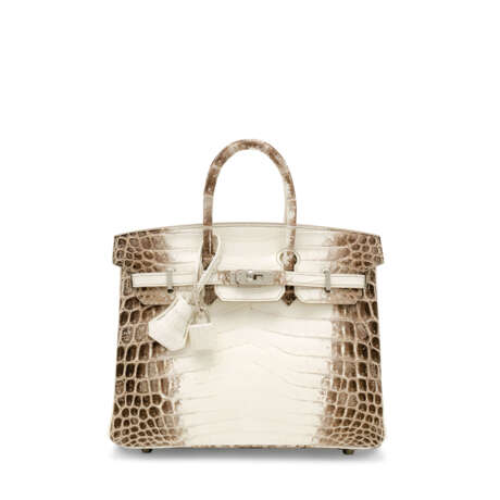 HERMÈS. A RARE, MATTE WHITE HIMALAYA NILOTICUS CROCODILE BIRKIN 25 WITH PALLADIUM HARDWARE - фото 1