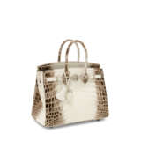 HERMÈS. A RARE, MATTE WHITE HIMALAYA NILOTICUS CROCODILE BIRKIN 25 WITH PALLADIUM HARDWARE - photo 2