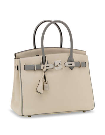 HERMÈS. A CUSTOM CRAIE & GRIS PERLE TOGO LEATHER BIRKIN 30 WITH PALLADIUM HARDWARE - photo 4