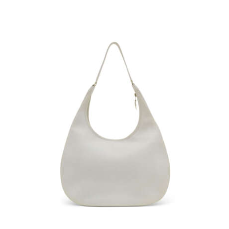 HERMÈS. A WHITE CLÉMENCE LEATHER GAO WITH PALLADIUM HARDWARE - photo 4