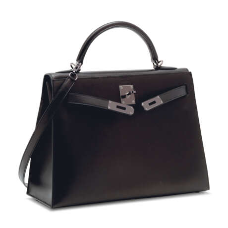 HERMÈS. A RARE, LIMITED EDITION BLACK CALF BOX LEATHER MILLENIUM MOONLIGHT SELLIER KELLY 32 WITH RUTHENIUM HARDWARE - фото 4