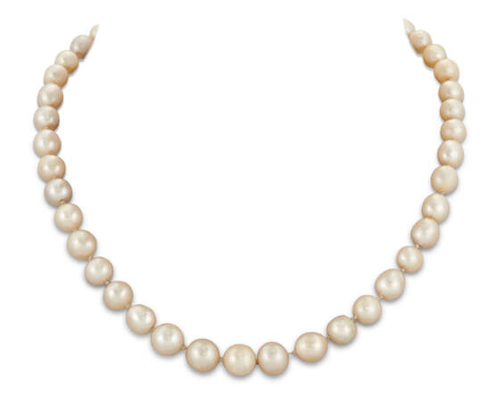 LATE 19TH/EARLY 20TH CENTURY NATURAL PEARL AND DIAMOND NECKLACE - фото 2