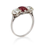 EARLY 20TH CENTURY RUBY AND DIAMOND RING - Foto 3