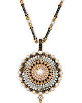 LATE 19TH CENTURY ENAMEL, PEARL AND DIAMOND PENDANT NECKLACE, ATTRIBUTED TO GIULIANO