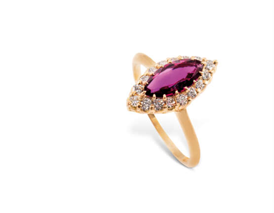 NO RESERVE - RUBY AND DIAMOND RING - фото 3