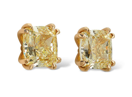 COLOURED DIAMOND EARRINGS - фото 2